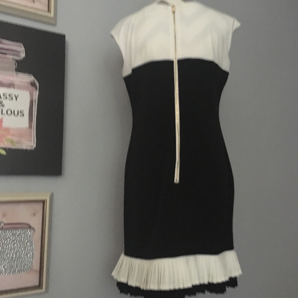 Dress - Picture 2 of 4